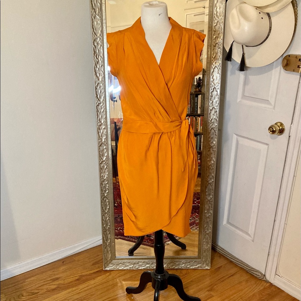 Amanda Uprichard 💯 silk orange crossover size S